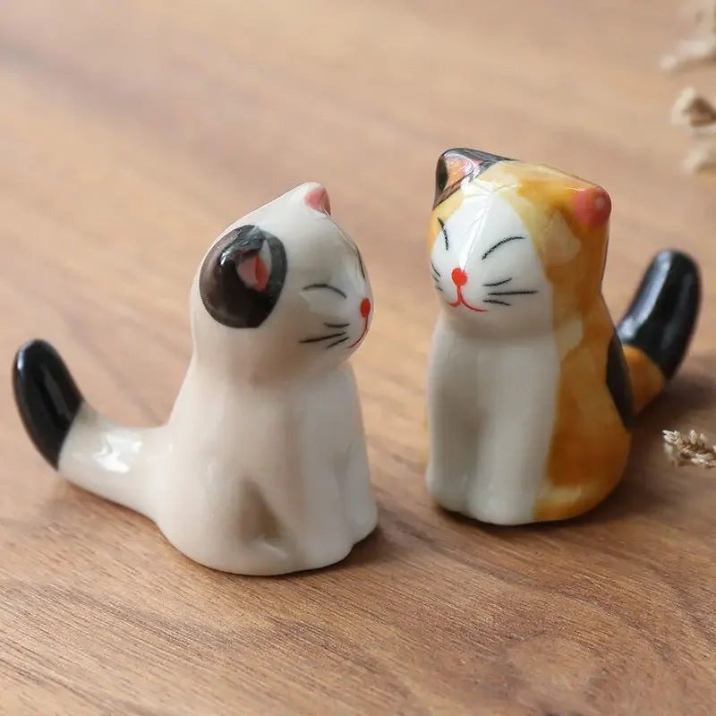 2pcs/Set Chopsticks Pillow Chopstick Rest Home Decoration New Korean Cat Chopsticks Forks Holder Chopsticks Holder Spoon Holder