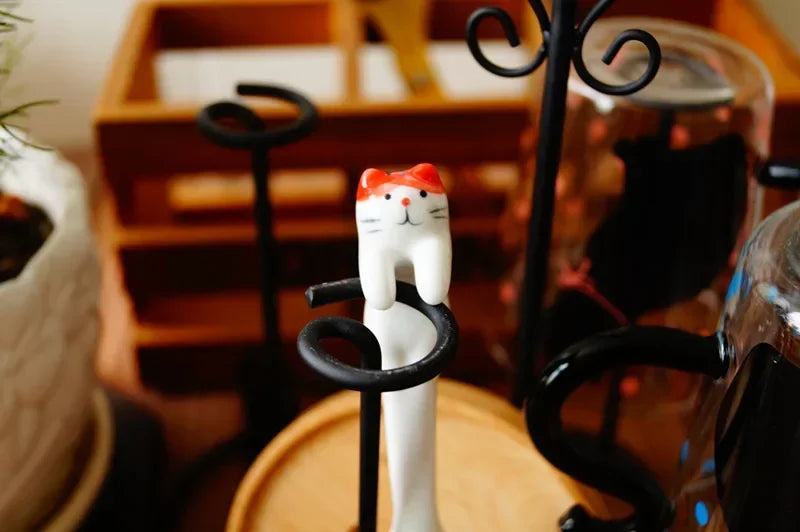 Ins Ceramic Coffee Mug Hanging Ear Mixing Scoop Ice Cream Dessert Scoop Hand-painted Three-dimensional Cat Hanging Scoop