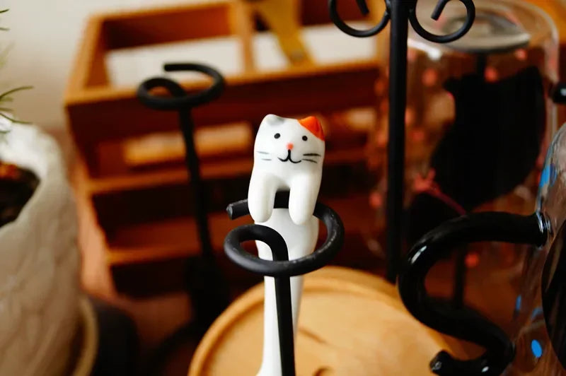 Ins Ceramic Coffee Mug Hanging Ear Mixing Scoop Ice Cream Dessert Scoop Hand-painted Three-dimensional Cat Hanging Scoop