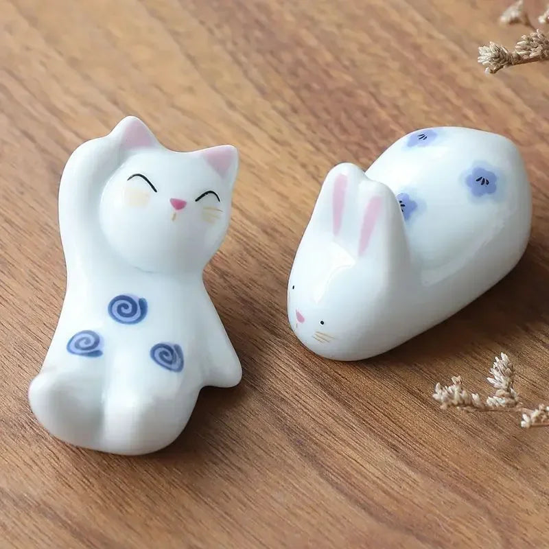 2pcs/Set Chopsticks Pillow Chopstick Rest Home Decoration New Korean Cat Chopsticks Forks Holder Chopsticks Holder Spoon Holder
