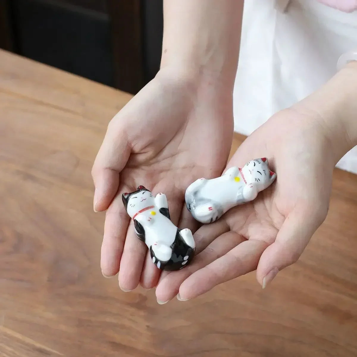 2pcs/Set Chopsticks Pillow Chopstick Rest Home Decoration New Korean Cat Chopsticks Forks Holder Chopsticks Holder Spoon Holder