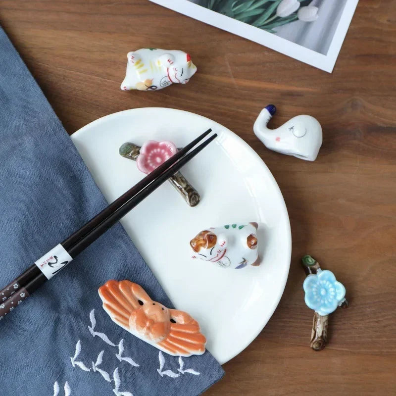 2pcs/Set Chopsticks Pillow Chopstick Rest Home Decoration New Korean Cat Chopsticks Forks Holder Chopsticks Holder Spoon Holder