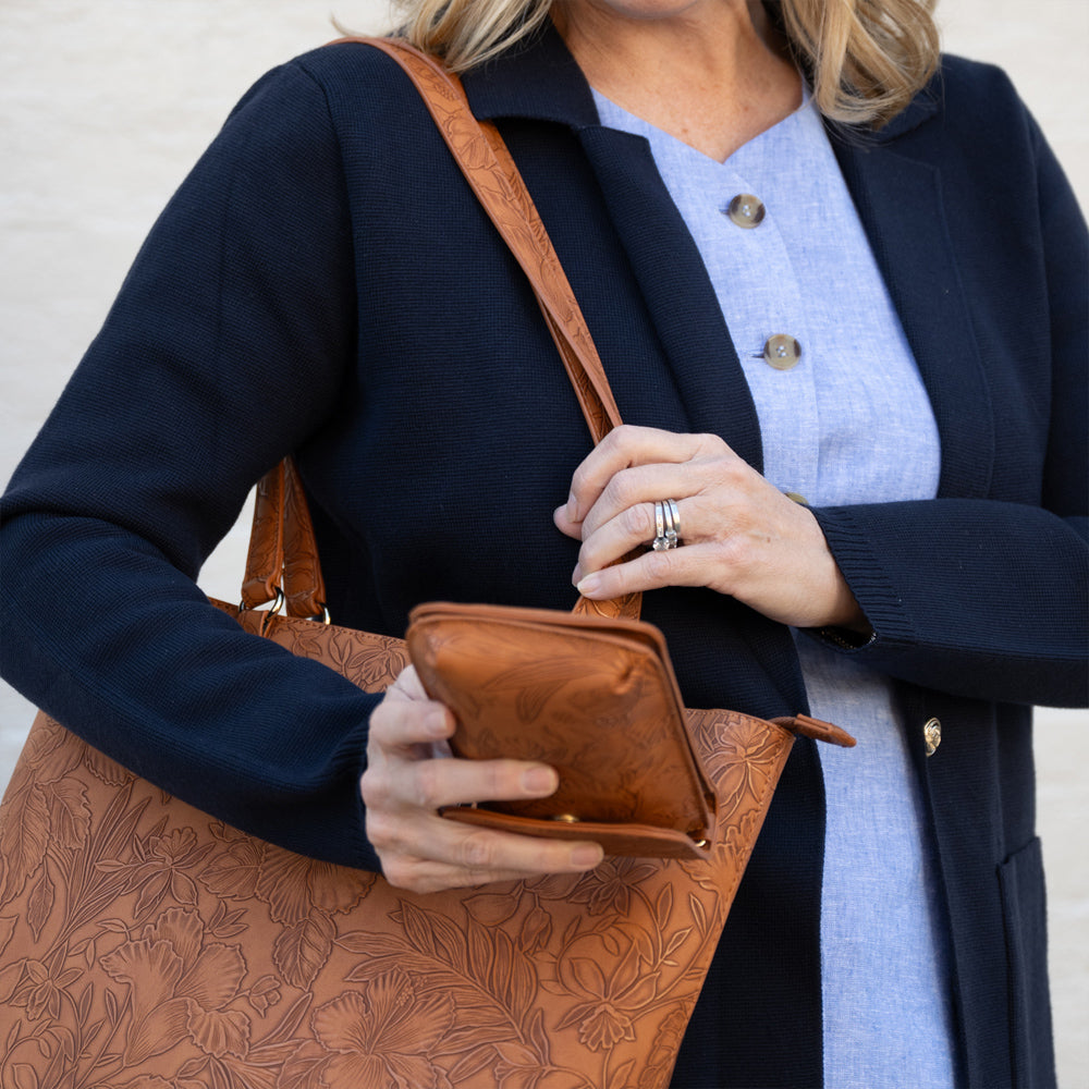Floral Tote W/Crossbody