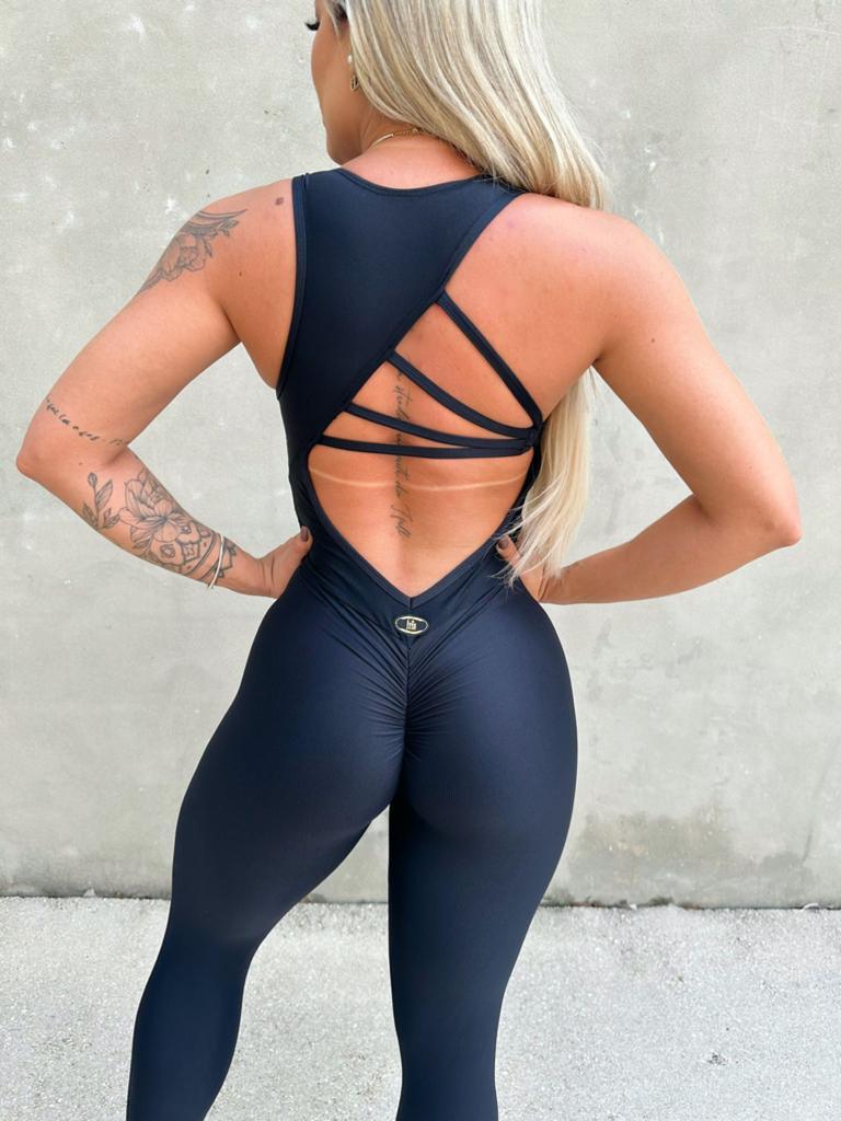 SCRUNCH BOOTY BLACK WAVE  SEXY BACK BLACK RINGS JUMPSUIT. N0 RETURN